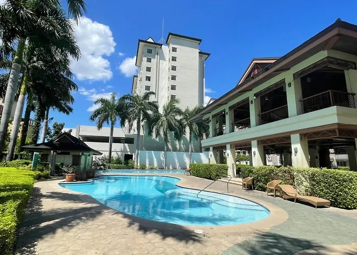 Aparthotel Marvel Staycation -near Dona Elena Tower