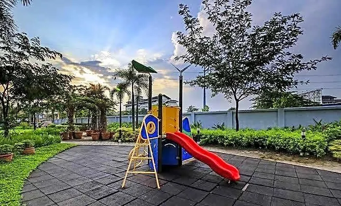 Aparthotel Marvel Staycation -near Dona Elena Tower 3*